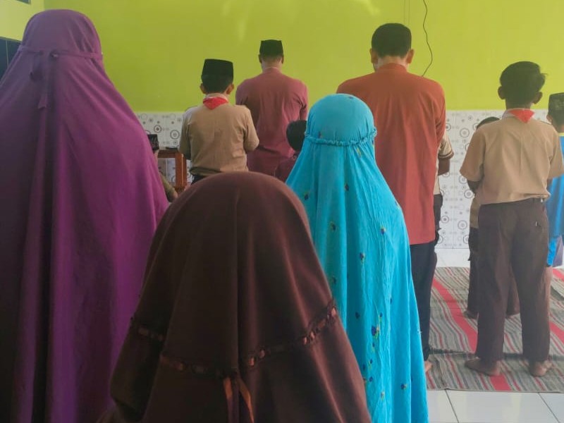 KEJUTAN (Kegiatan Jumat Keagamaan)